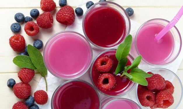 7 Vitamin Drinks For The Elderly – The Good and The Bad